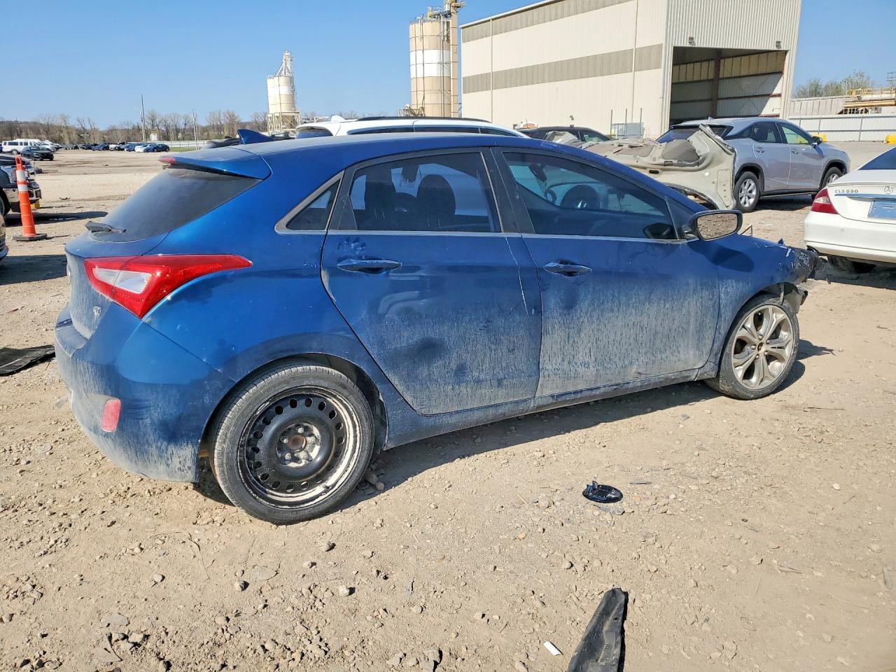 2015 Hyundai Elantra Gt Base - Фото 3
