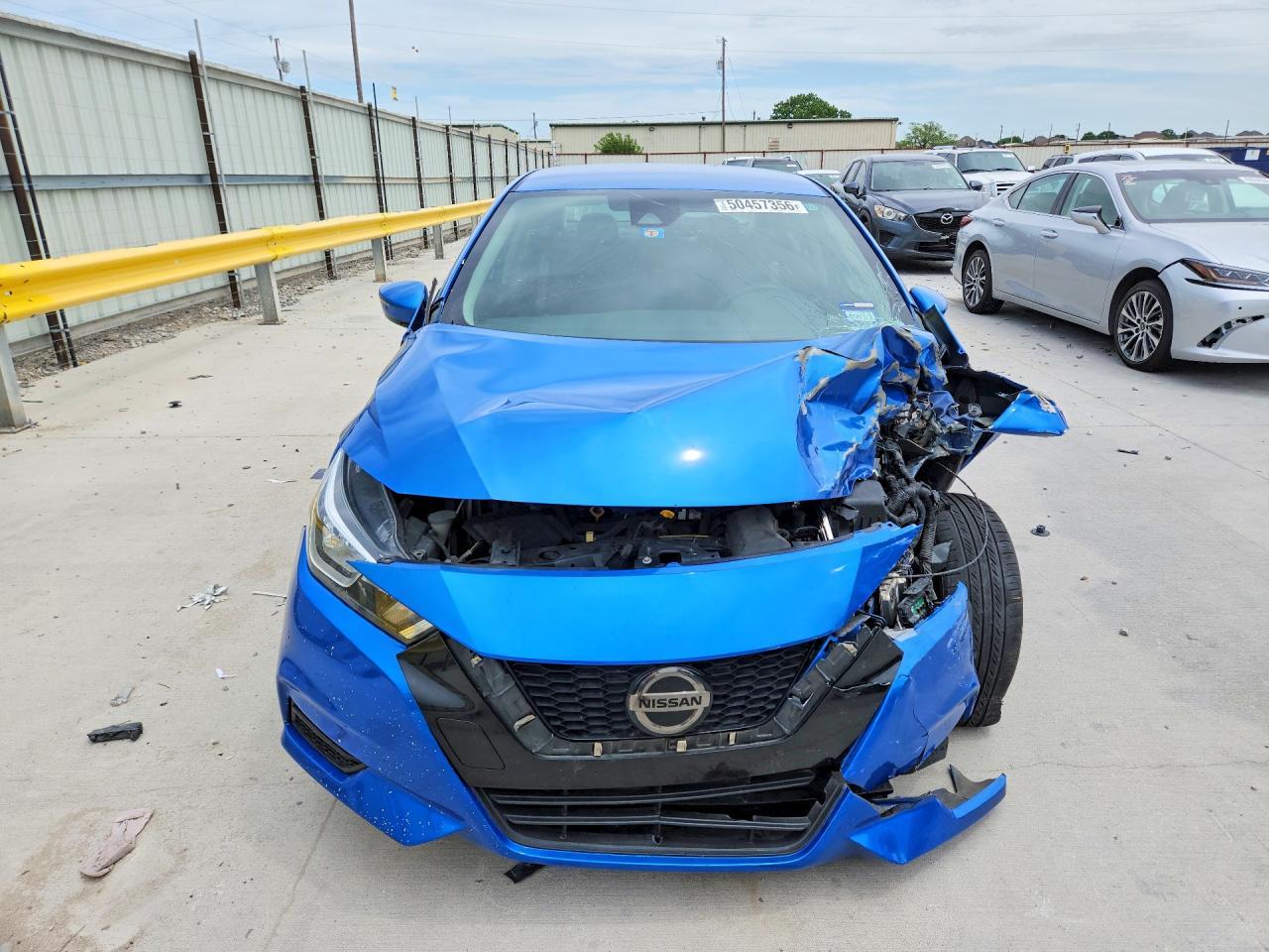 2020 Nissan Versa - Фото 5