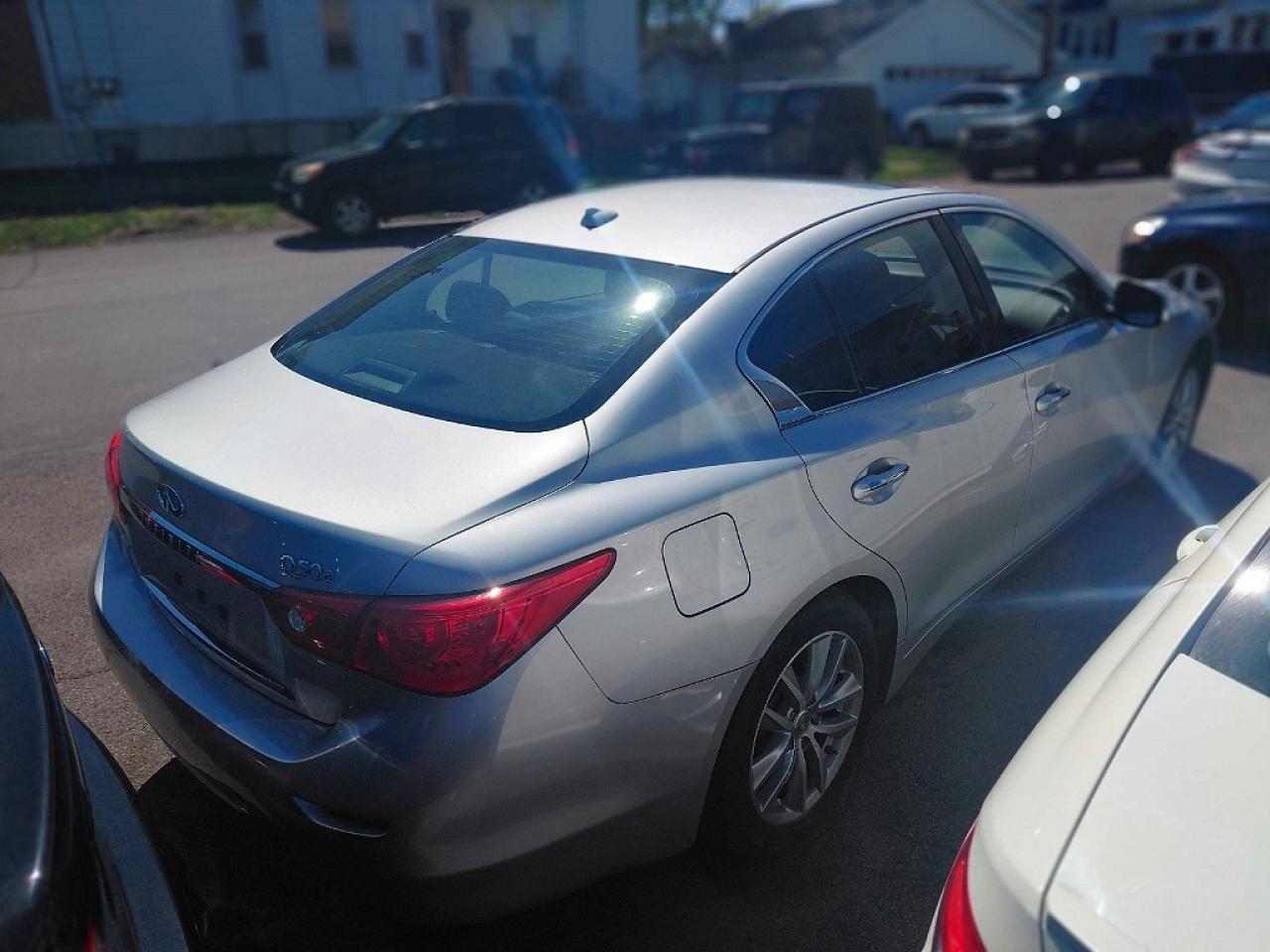 2015 Infiniti Q50 Base - Фото 4