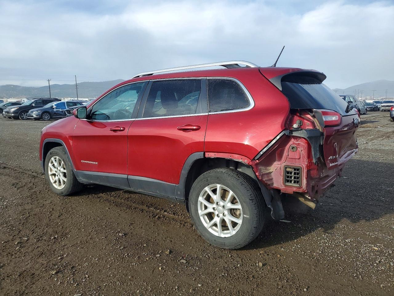 2015 Jeep Cherokee Latitude - Image 2