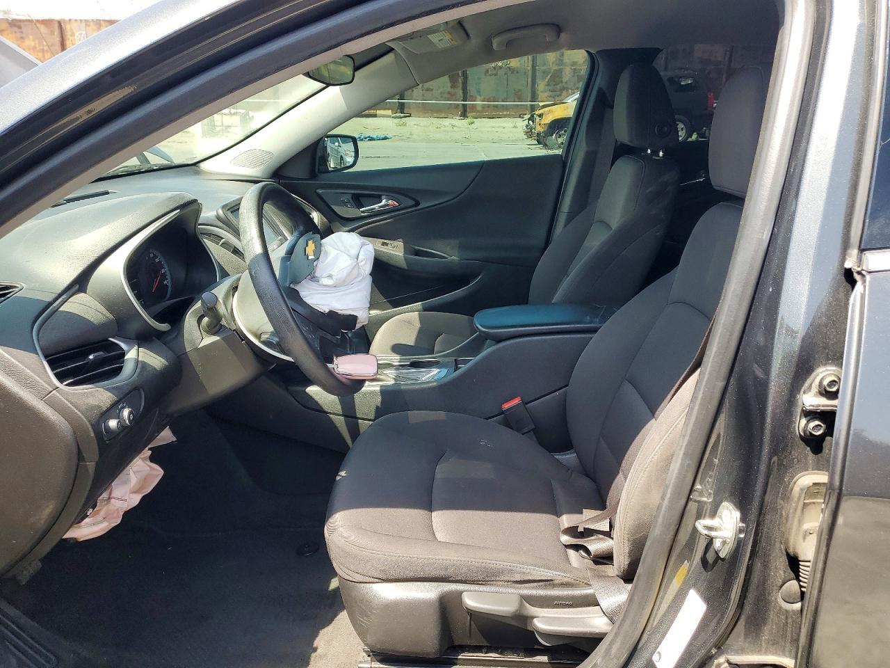 2018 Chevrolet Malibu Ls - Фото 7