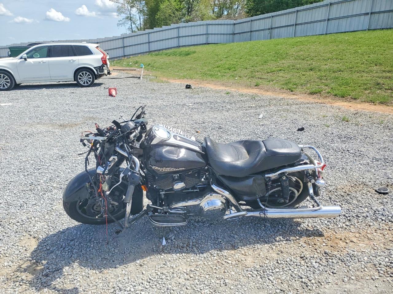 2007 Harley-Davidson Flhx - Фото 3