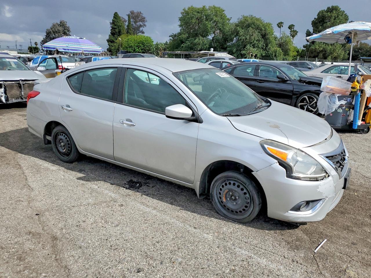 2015 Nissan Versa 1.6 Sv - Фото 4