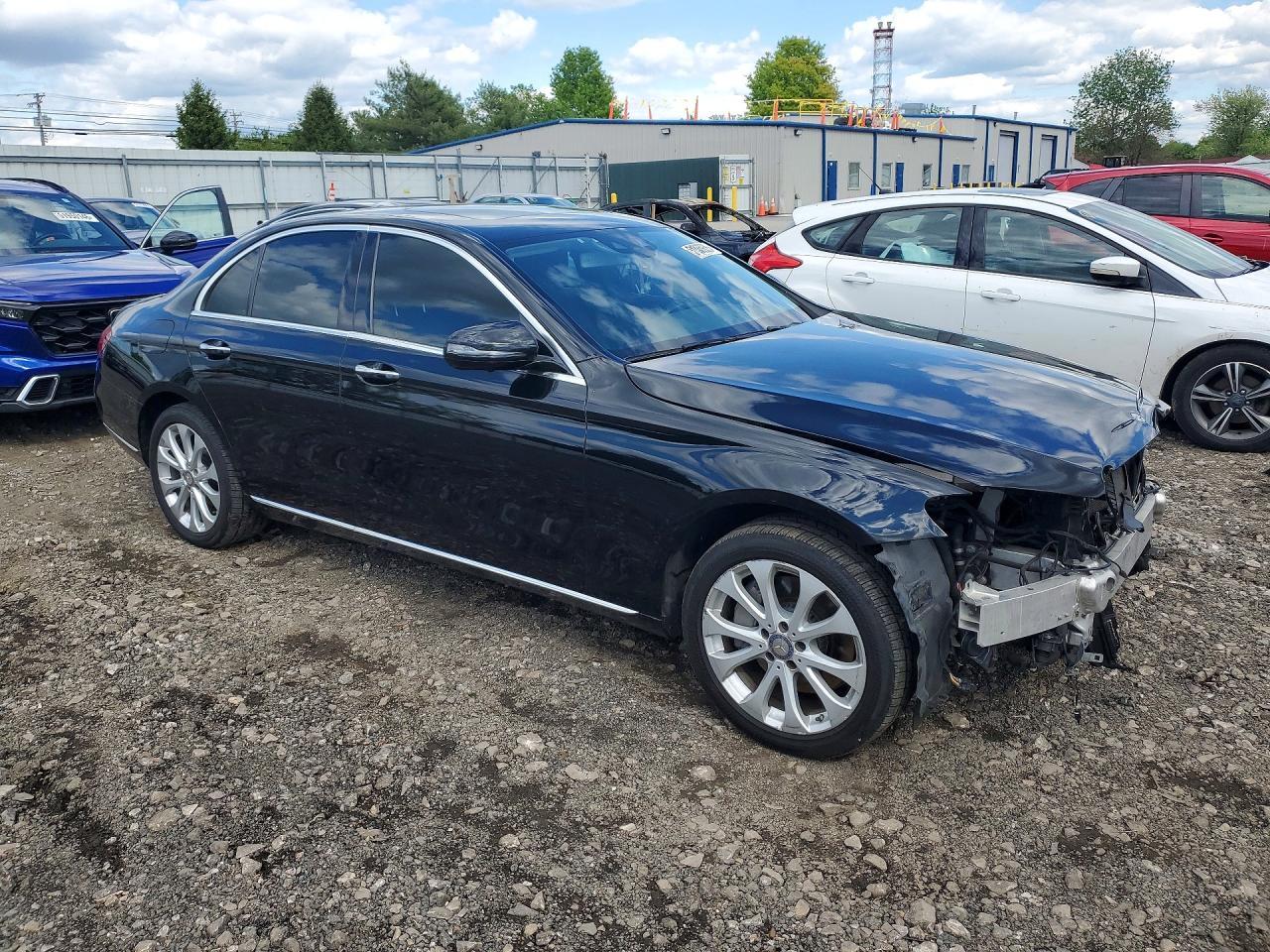 2017 Mercedes-Benz E 300 4Matic - Image 4