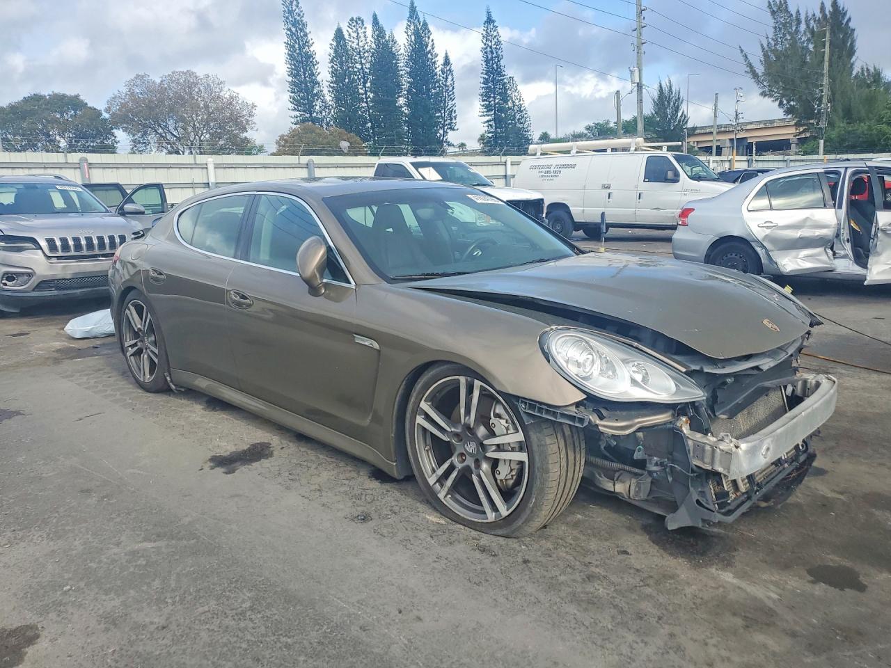 2011 Porsche Panamera S - Фото 4