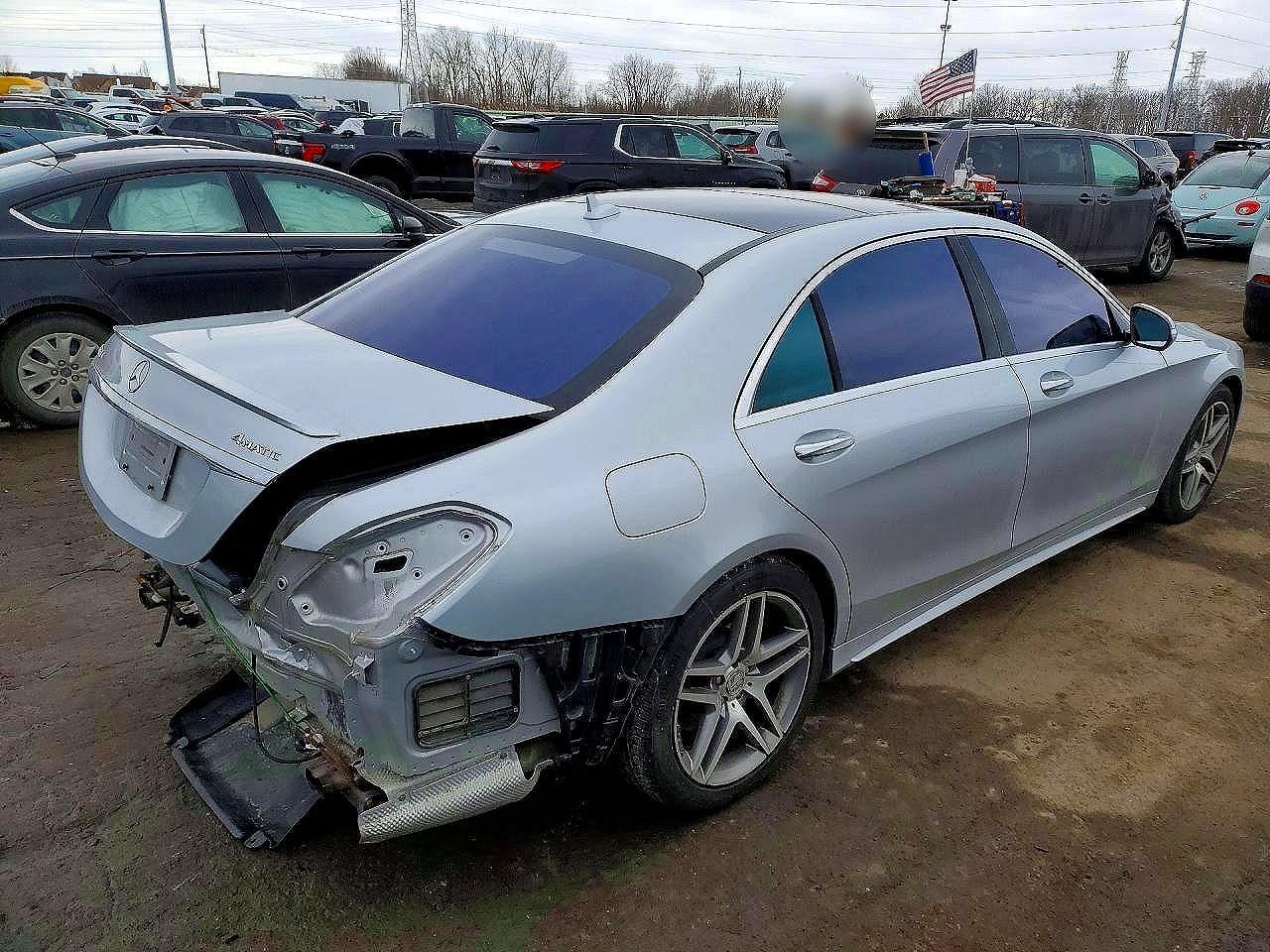 2015 Mercedes-Benz S 550 4Matic - Image 3