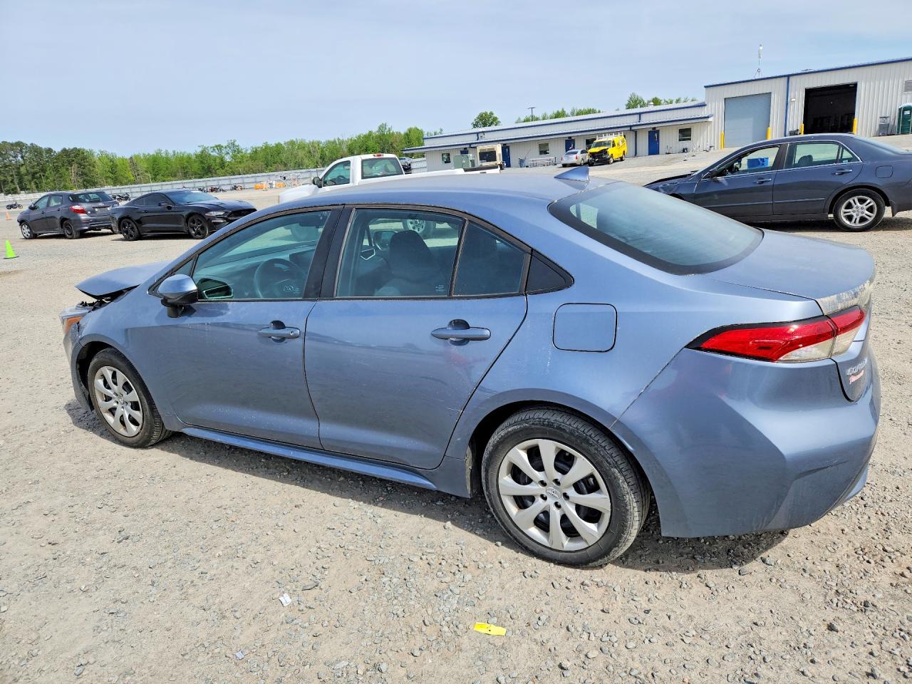 2022 Toyota Corolla Le - Фото 2