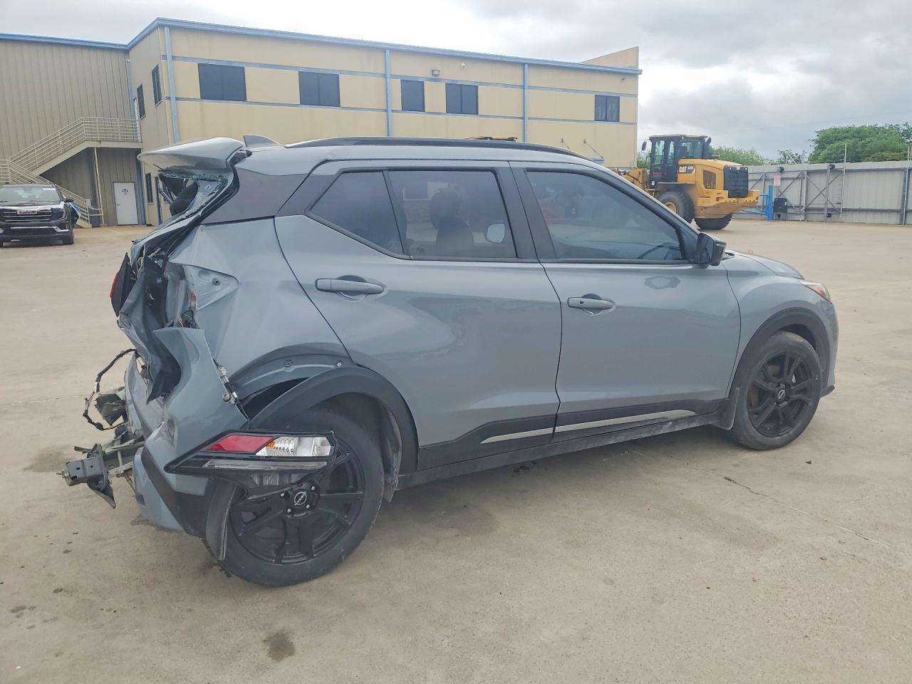 2024 Nissan Kicks Sr - Фото 3