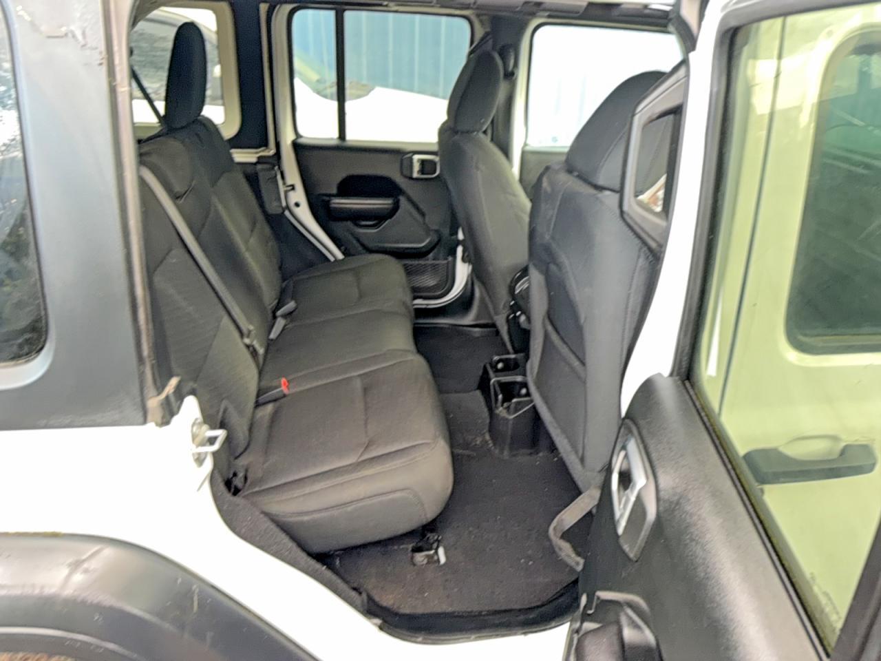 2020 Jeep Wrangler Unlimited Sport - Фото 6