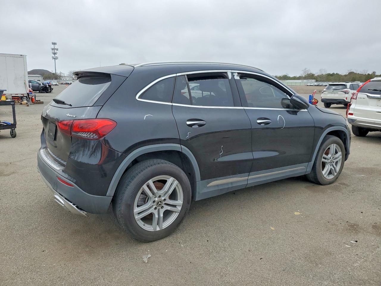 2021 Mercedes-Benz Gla 250 4Matic - Фото 3