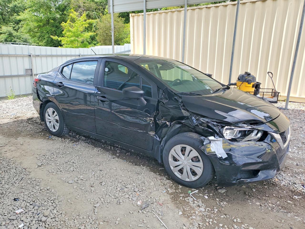2020 Nissan Versa S - Фото 4