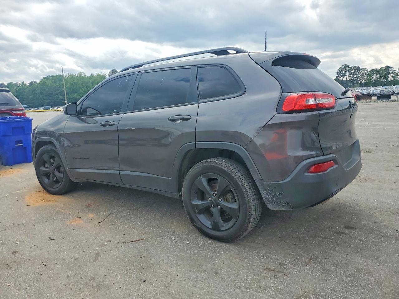2018 Jeep Cherokee Latitude - Фото 2
