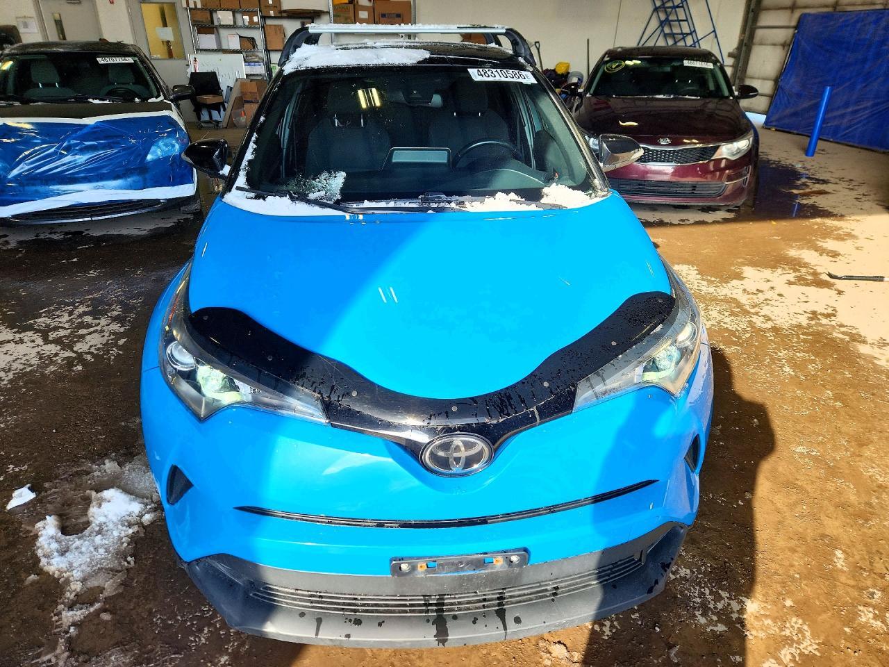 2019 Toyota C-Hr Le - Image 5