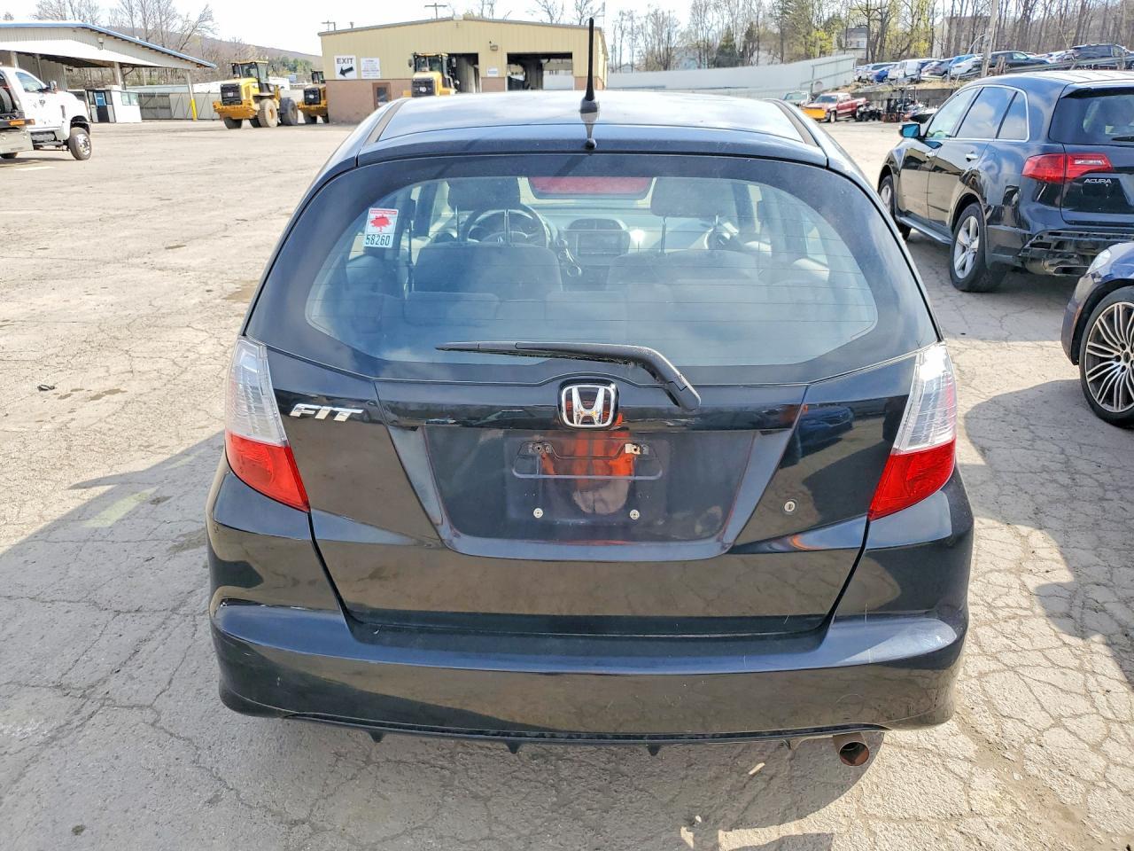 2010 Honda Fit - Фото 6