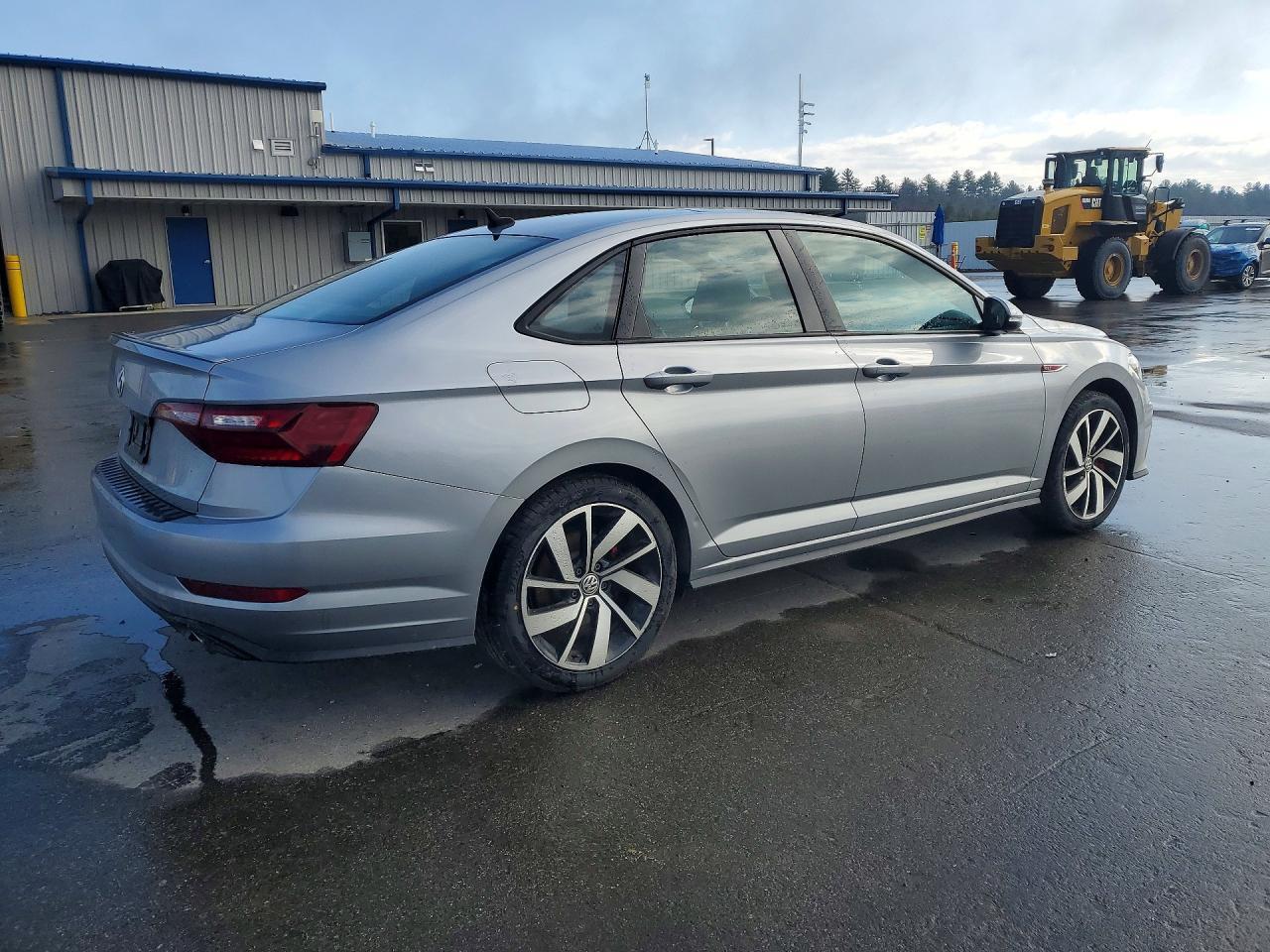 2021 Volkswagen Jetta Gli - Image 3