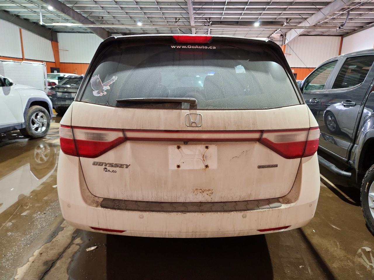 2011 Honda Odyssey Touring - Фото 6