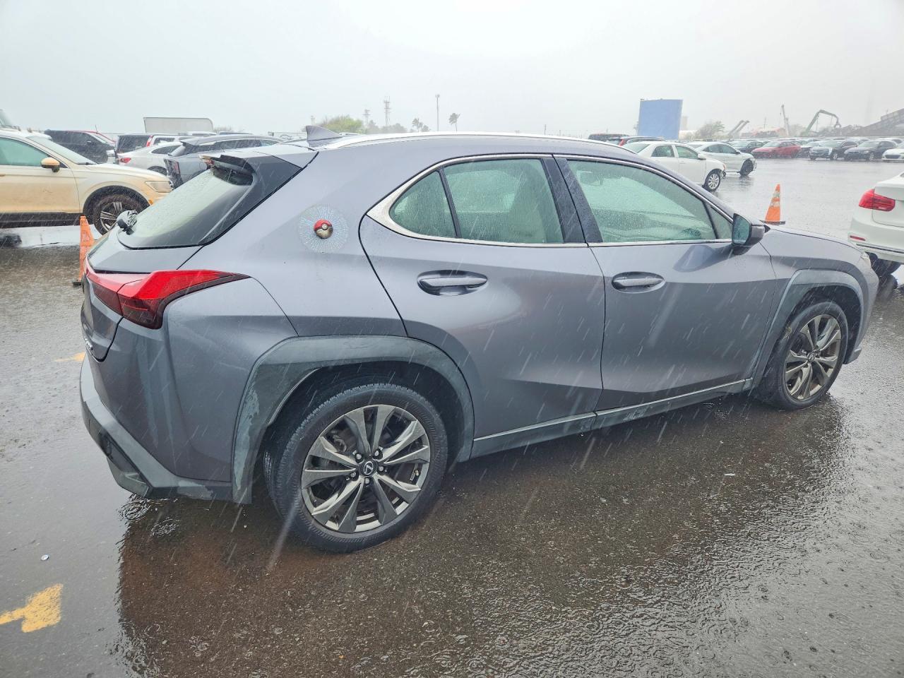 2019 Lexus Ux 200 Base - Image 3