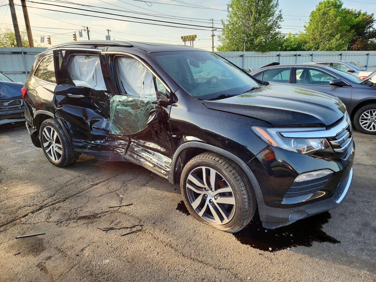 2016 Honda Pilot Elite - Фото 4