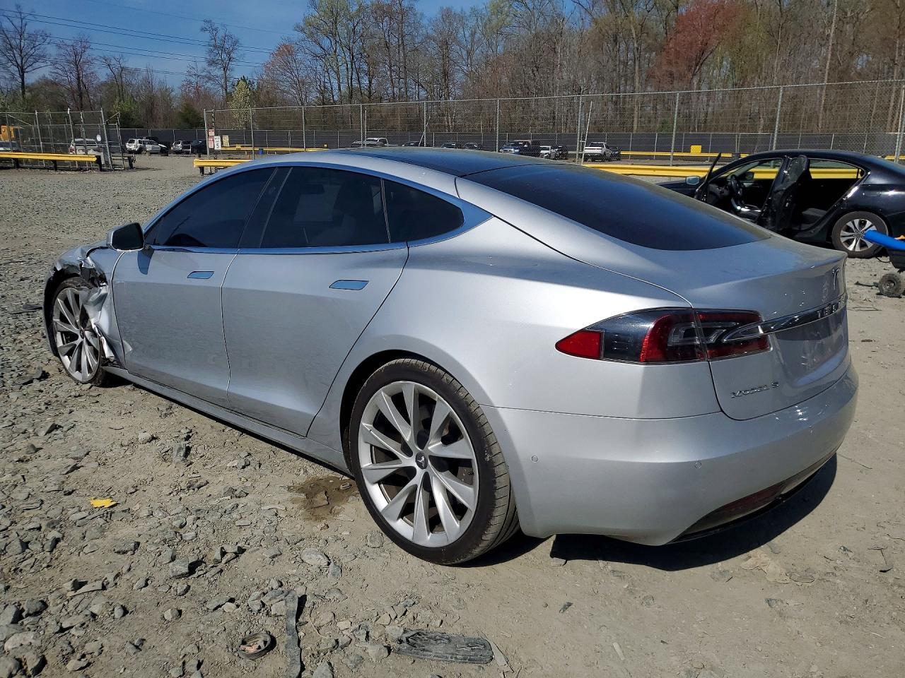 2018 Tesla Model S - Фото 2