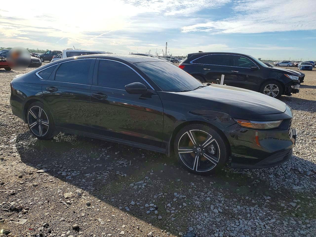 2023 Honda Accord Hybrid Sport - Image 4