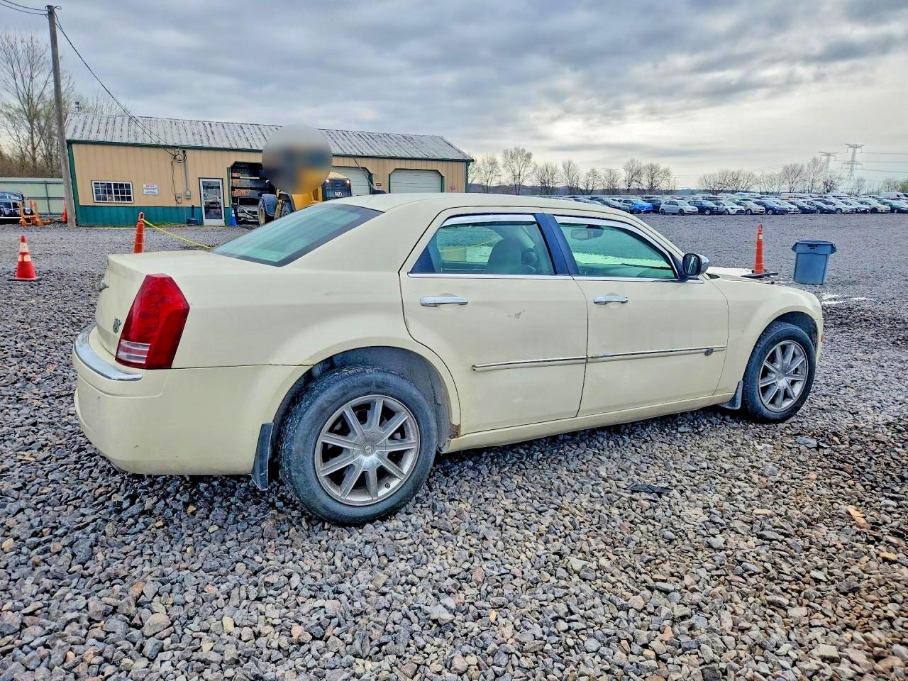 2008 Chrysler 300C - Фото 3