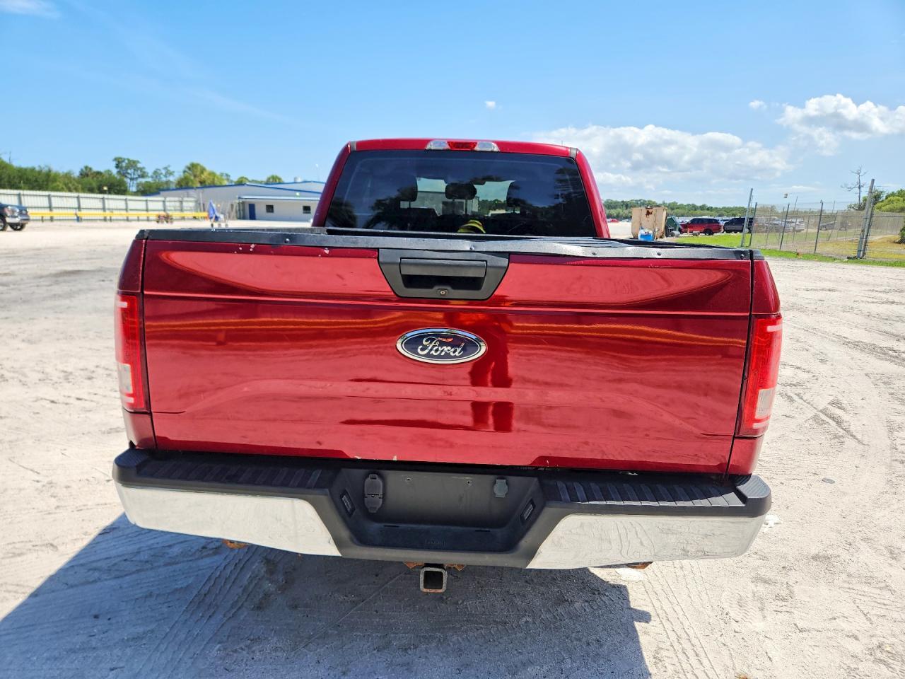 2015 Ford F150 Super Cab - Фото 6