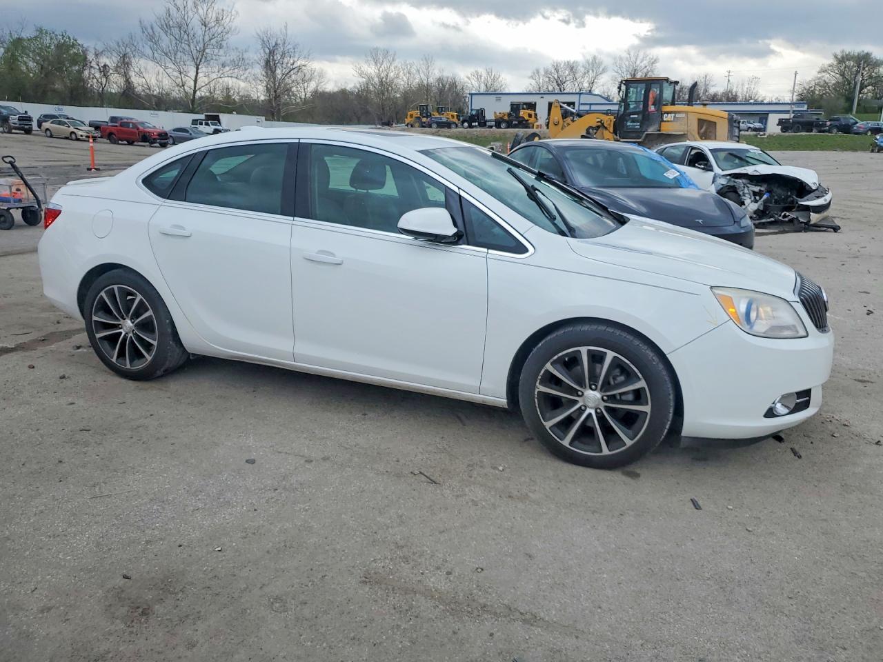 2017 Buick Verano Sport Touring - Фото 4