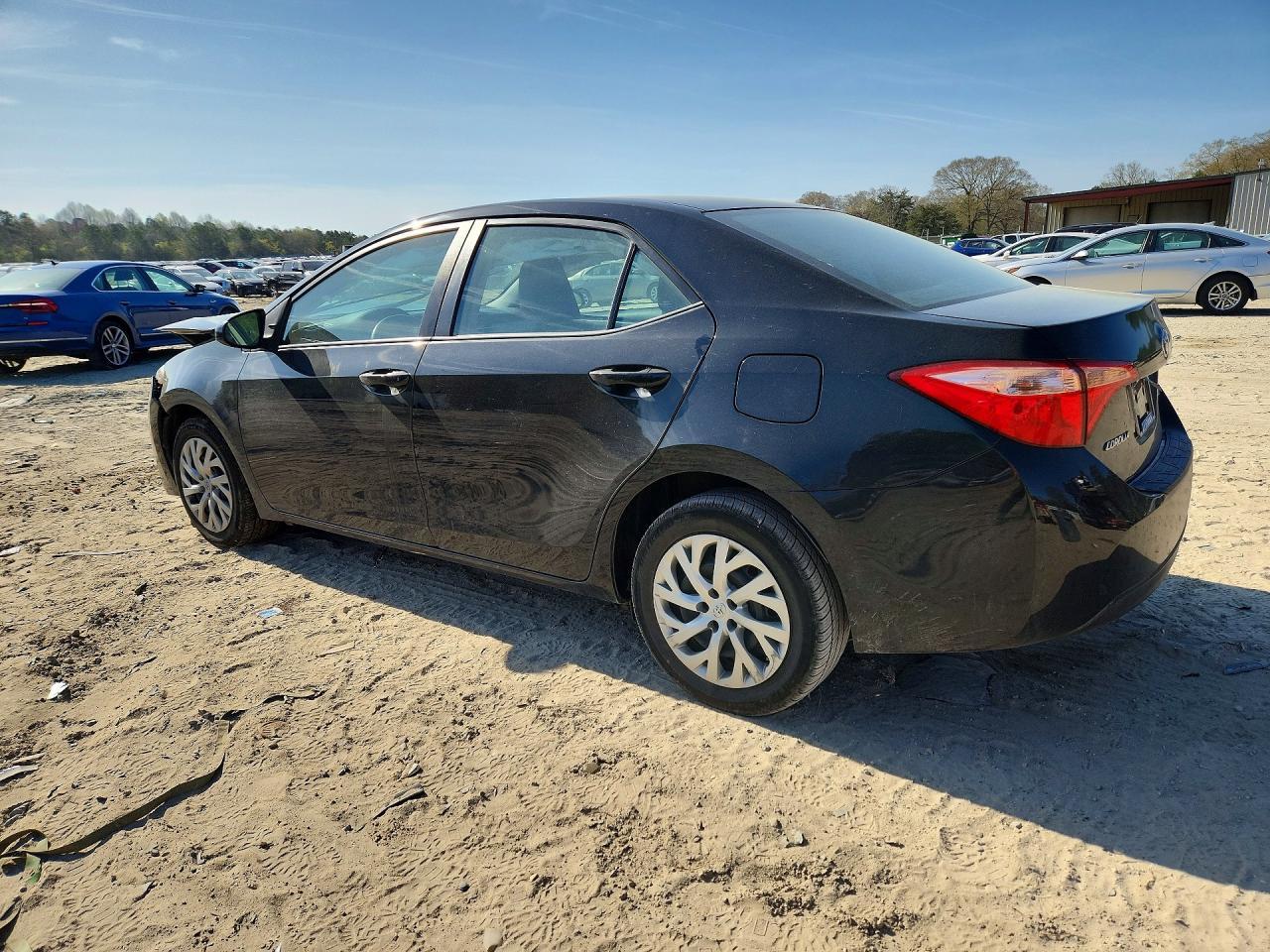 2017 Toyota Corolla Le - Image 2