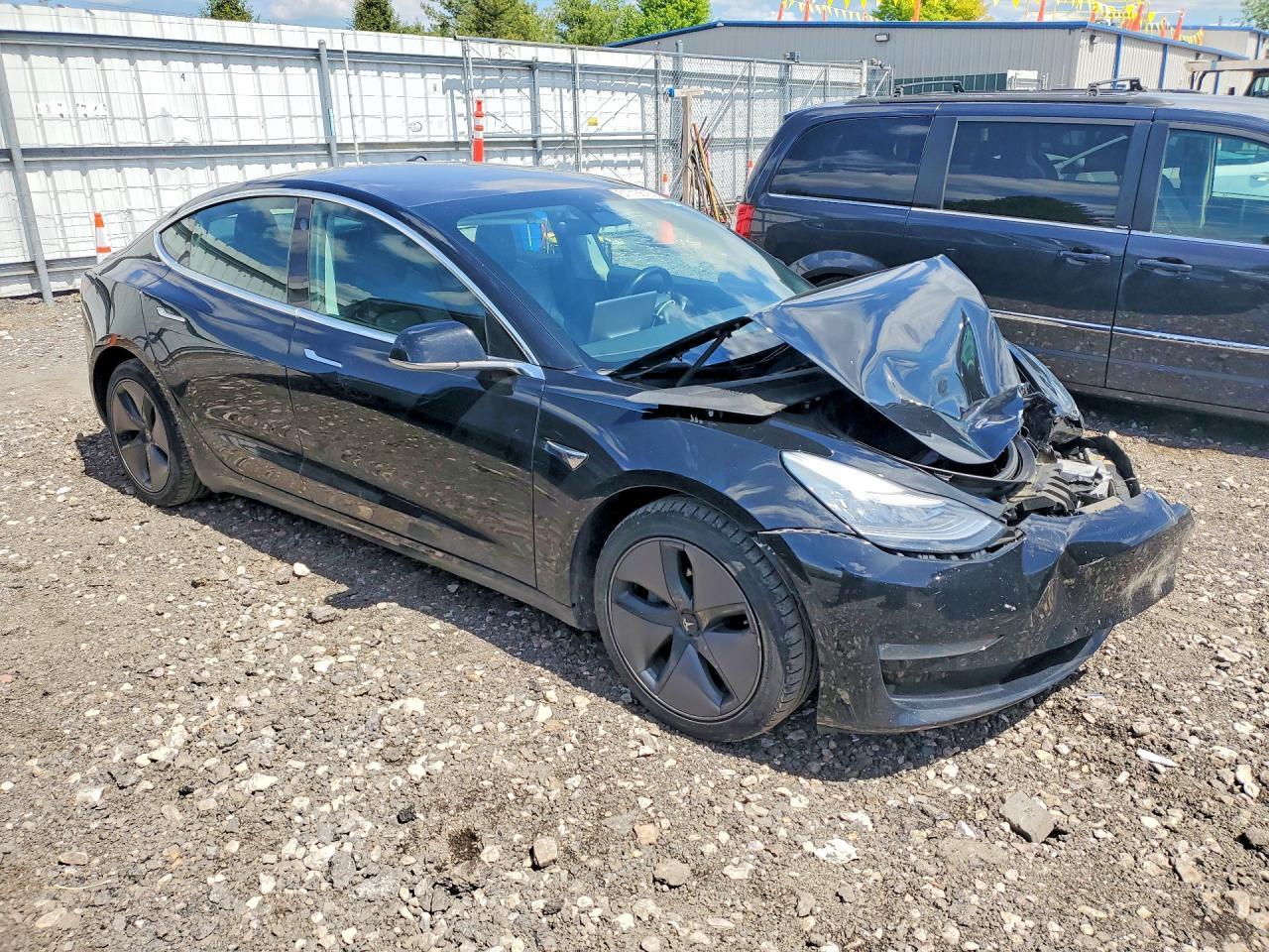 2019 Tesla Model 3 - Фото 4