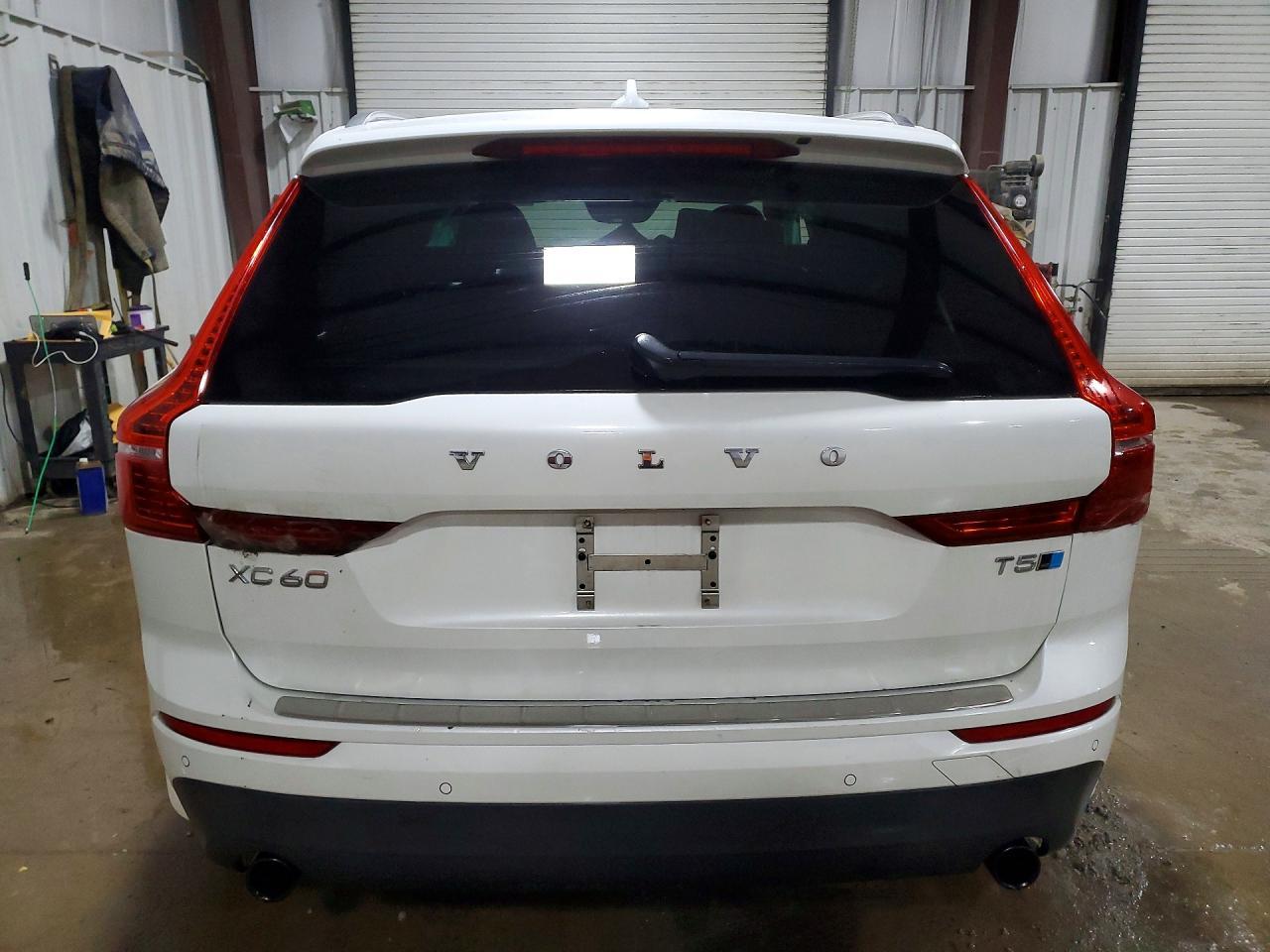 2018 Volvo Xc60 T5 - Фото 6
