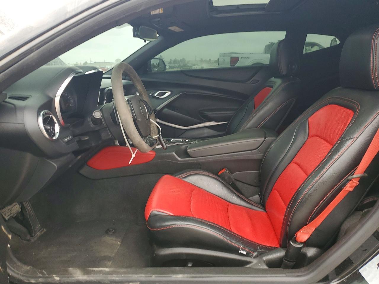 2024 Chevrolet Camaro Ls - Фото 7