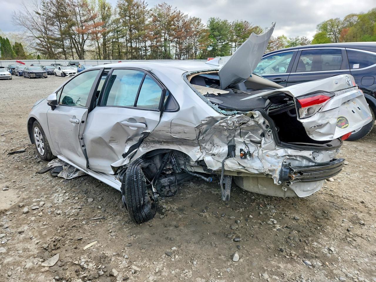 2024 Toyota Corolla Le - Фото 2