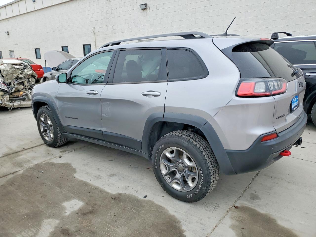 2019 Jeep Cherokee Trailhawk - Фото 2