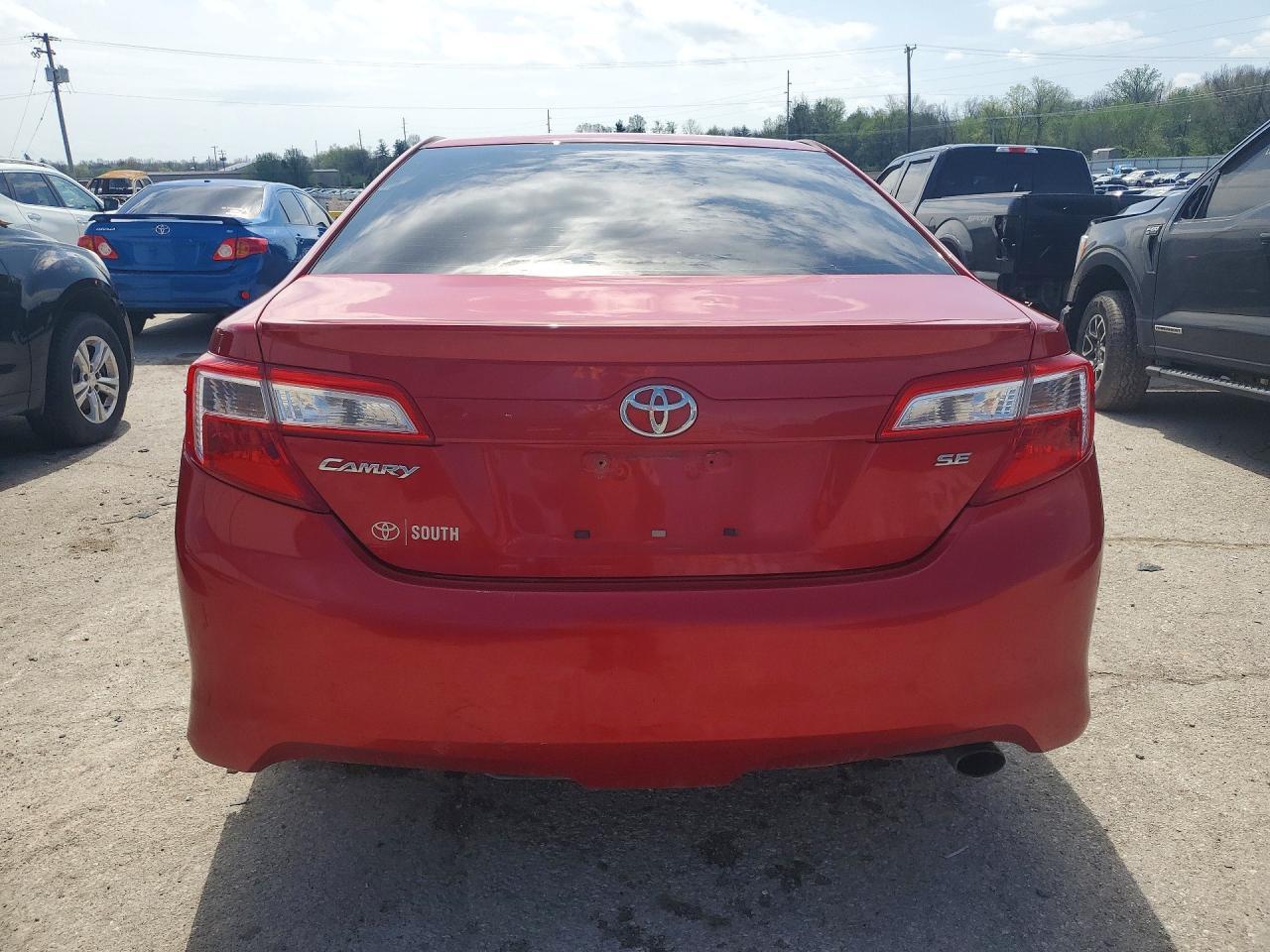 2013 Toyota Camry Se - Image 6