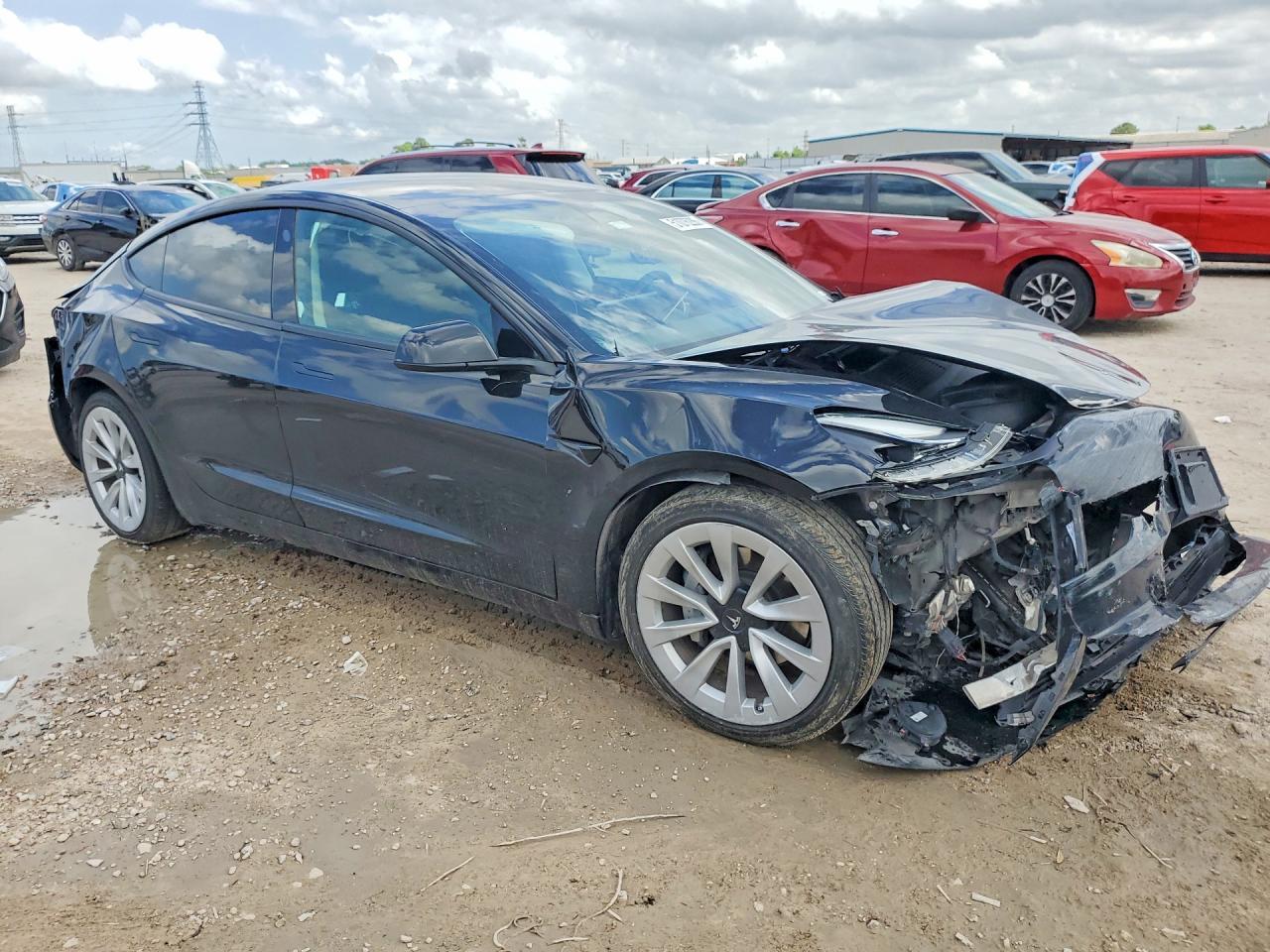 2023 Tesla Model 3 - Image 4
