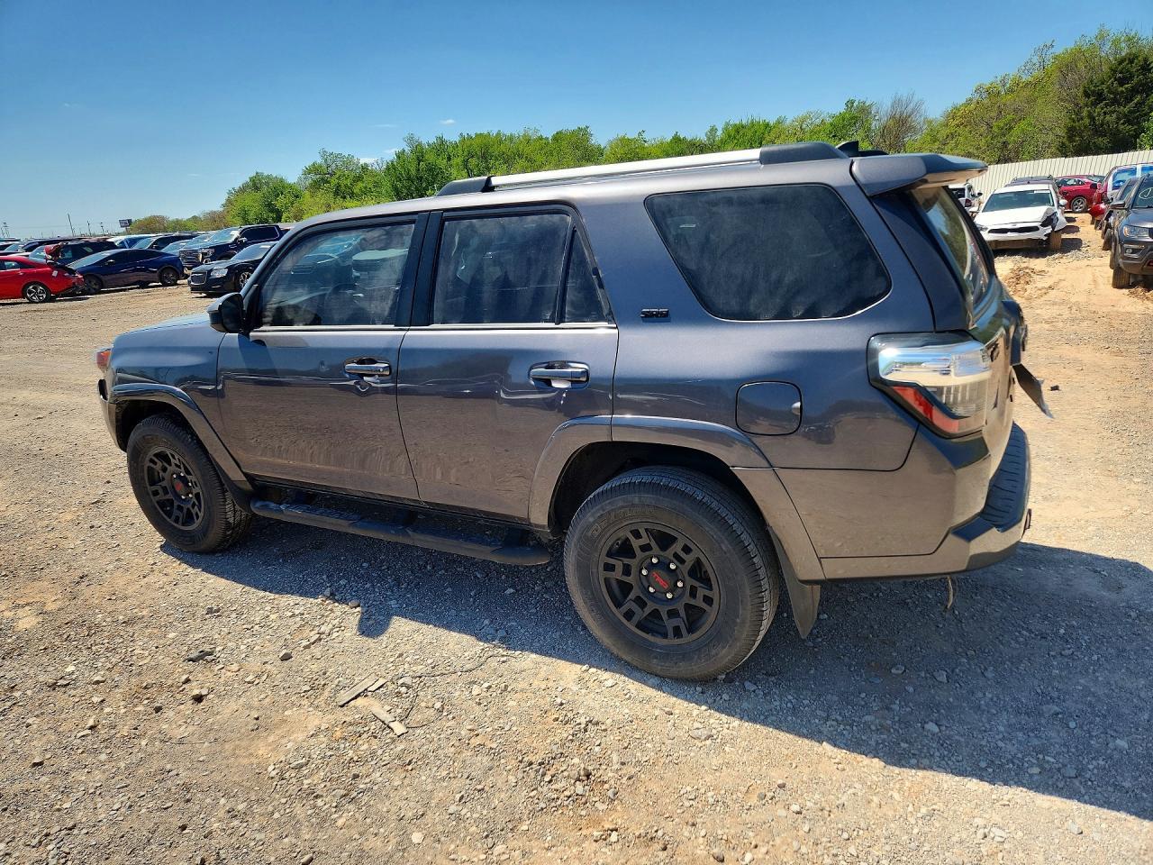 2021 Toyota 4Runner Sr5 - Image 2