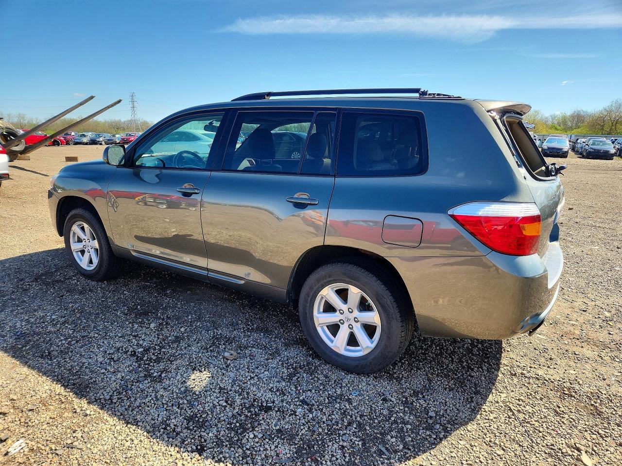 2010 Toyota Highlander Se - Image 2