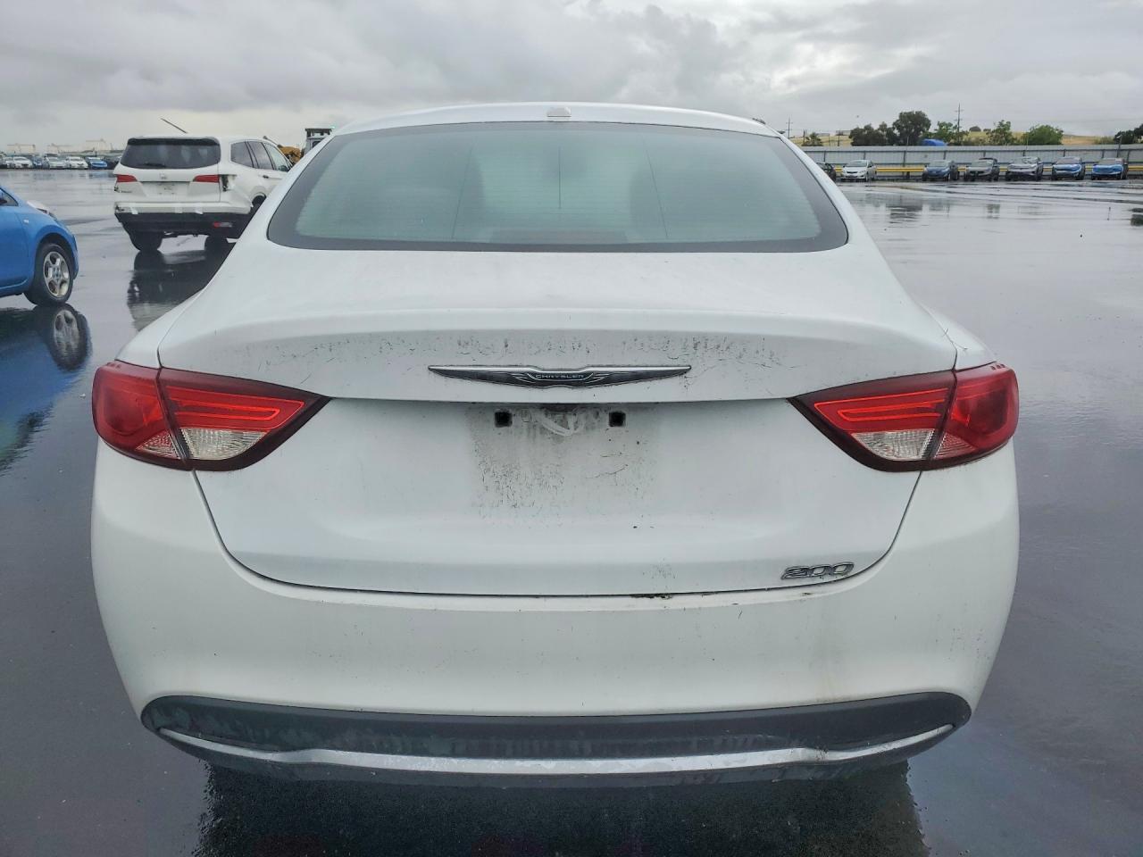 2016 Chrysler 200 Limited - Фото 6