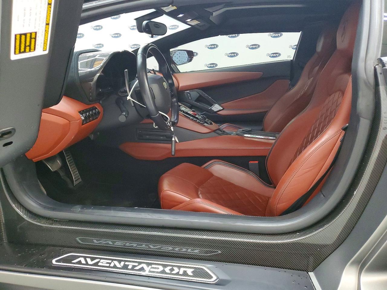 2019 Lamborghini Aventador S - Фото 7