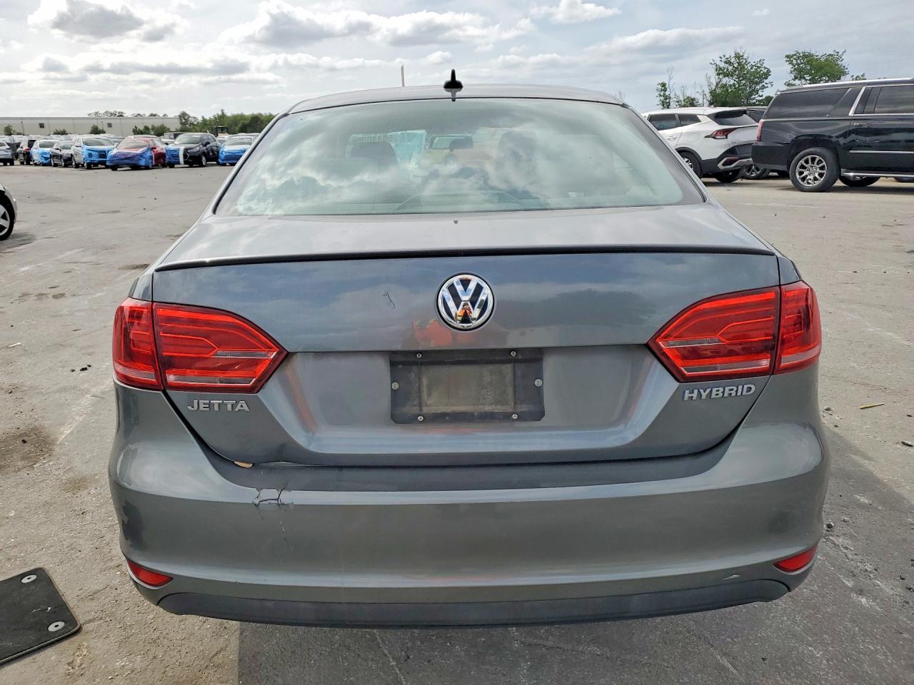 2013 Volkswagen Jetta Hybrid - Image 6