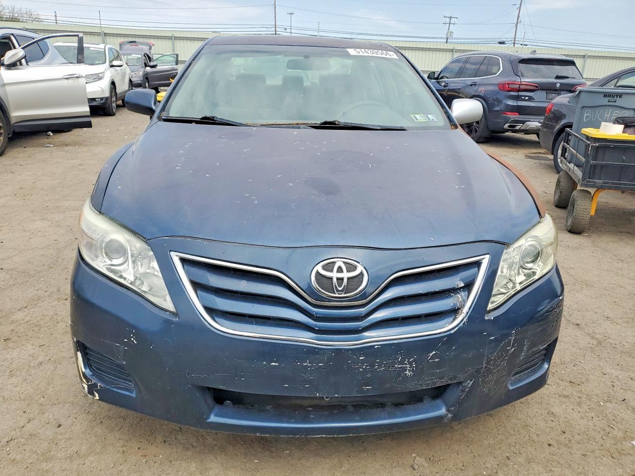 2011 Toyota Camry Le - Image 5