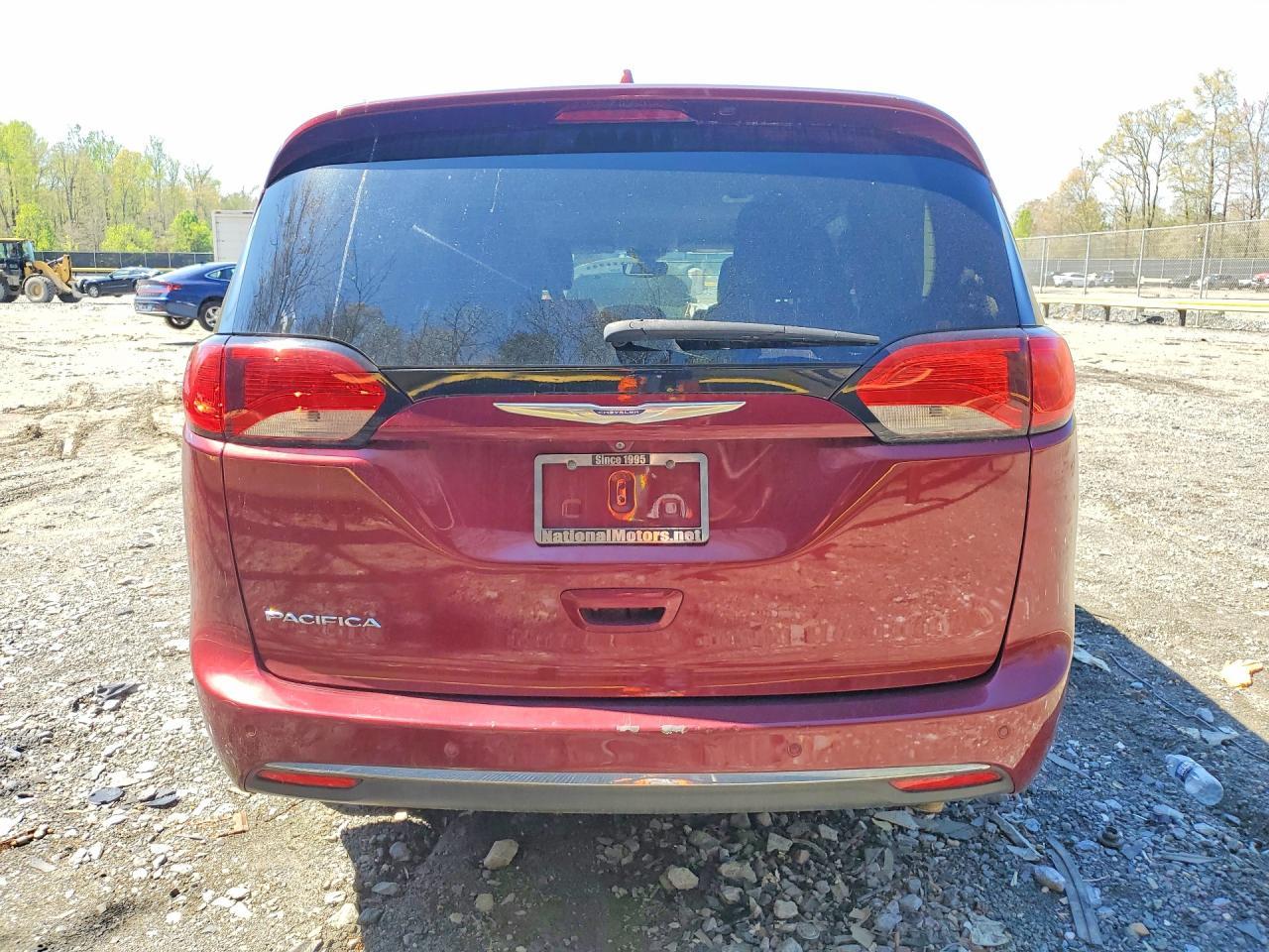 2020 Chrysler Pacifica Touring L - Фото 6