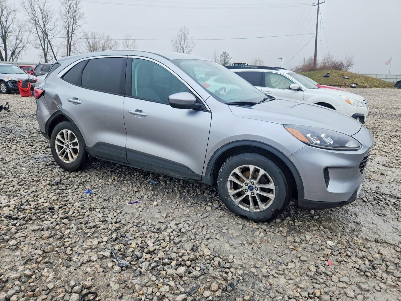 2021 Ford Escape Se - Фото 4