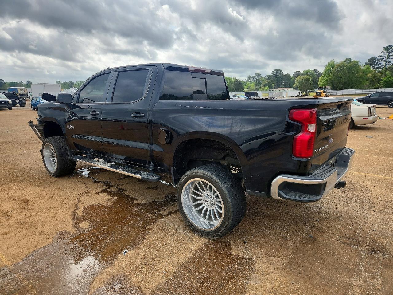 2020 Chevrolet Silverado C1500 Lt - Фото 2