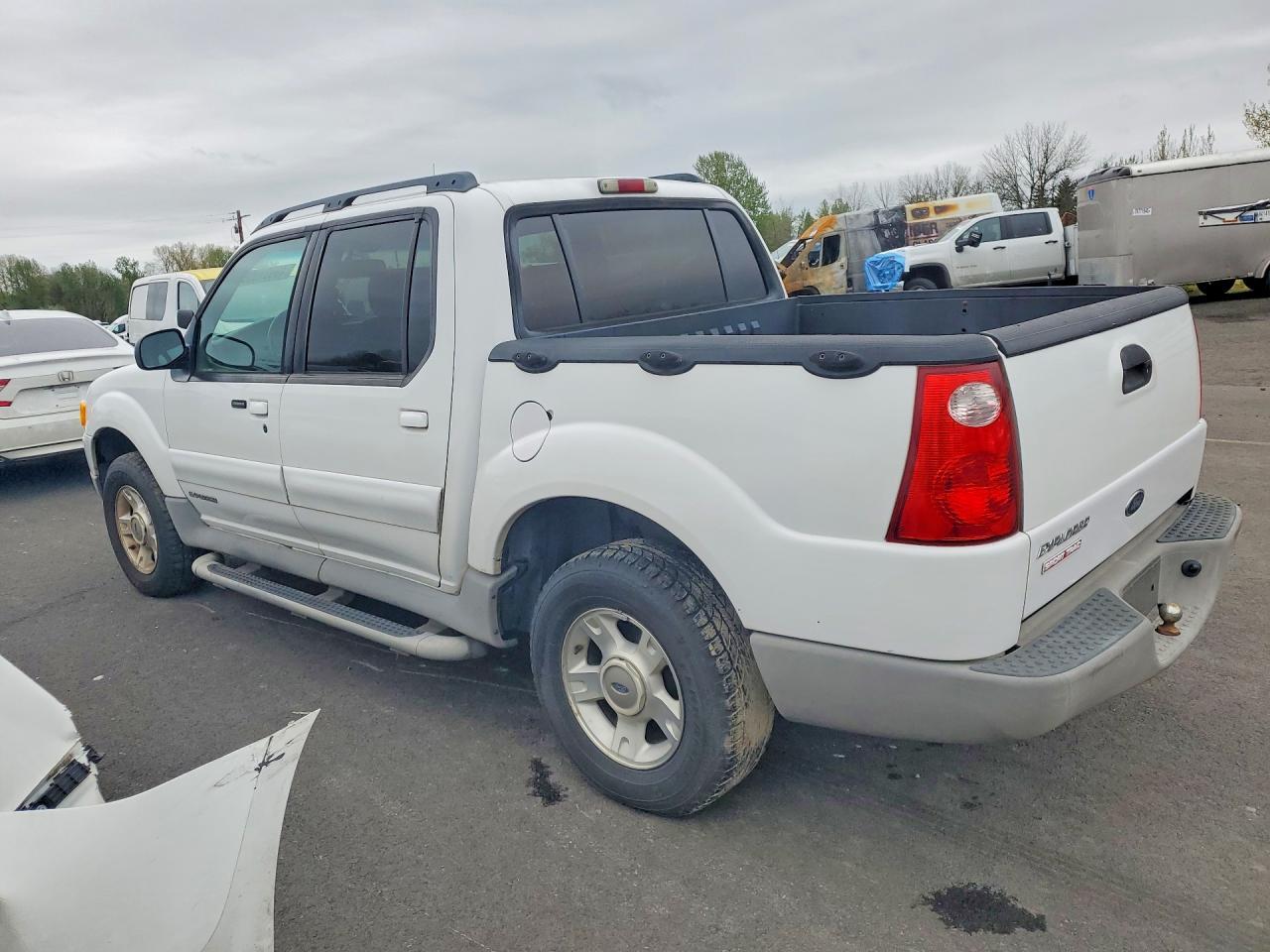 2002 Ford Explorer Sport Trac - Фото 2