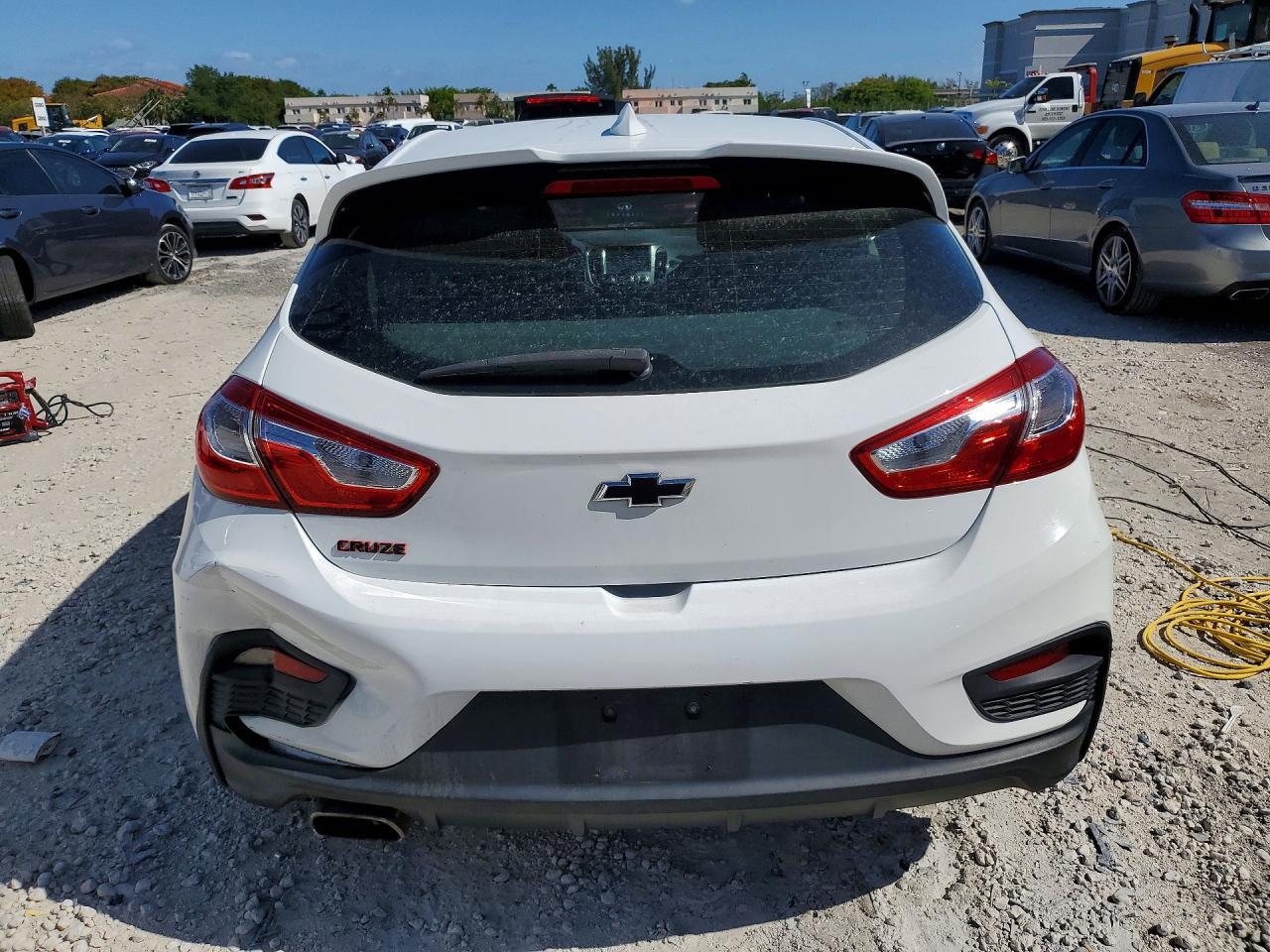 2018 Chevrolet Cruze Lt - Фото 6