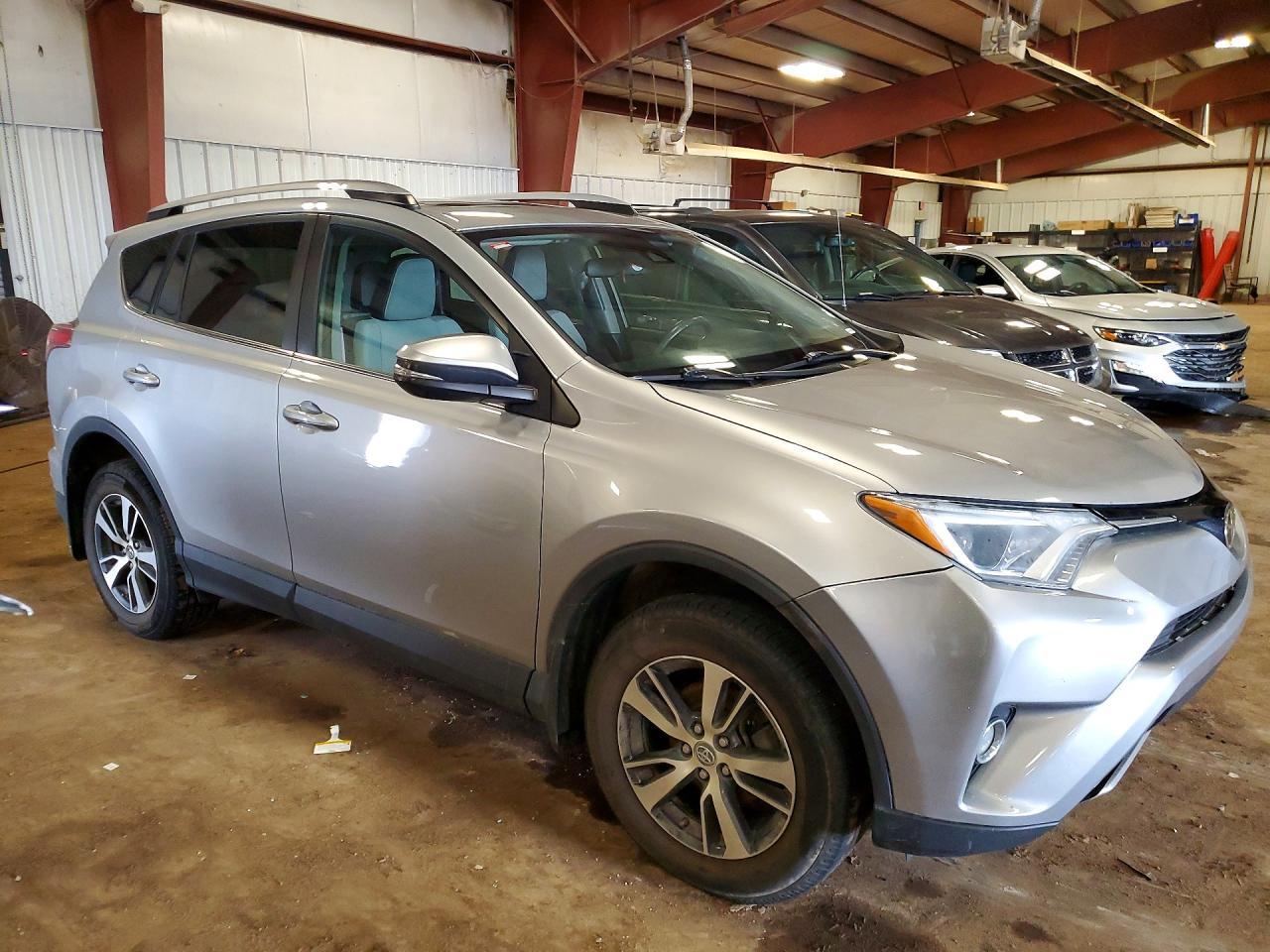 2018 Toyota Rav4 Xle - Фото 4
