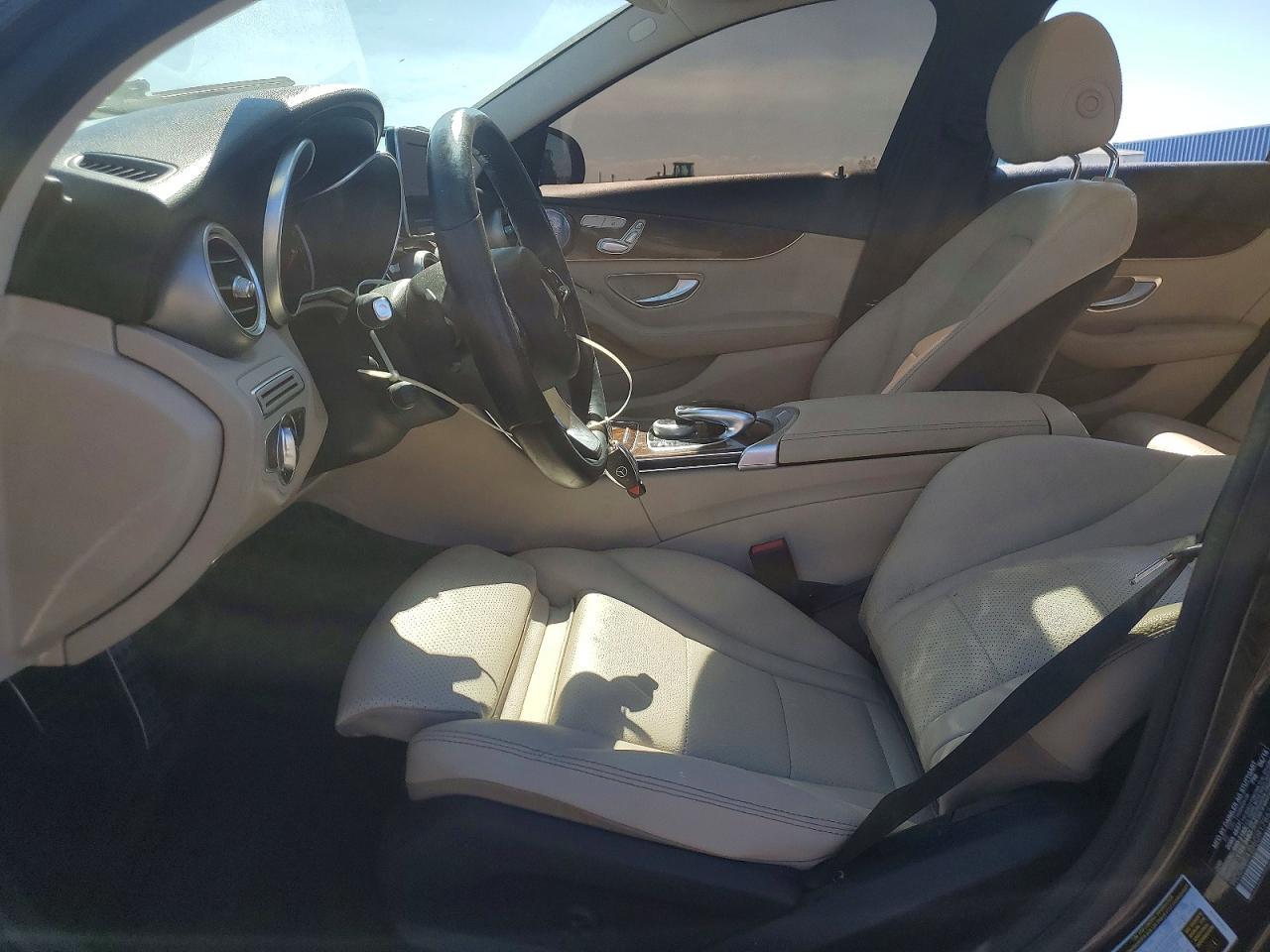 2016 Mercedes-Benz C 300 - Image 7