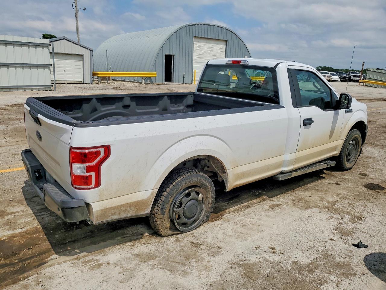 2019 Ford F150 - Фото 3