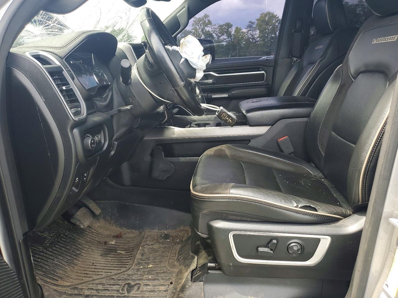 2020 Ram 1500 Laramie - Image 7